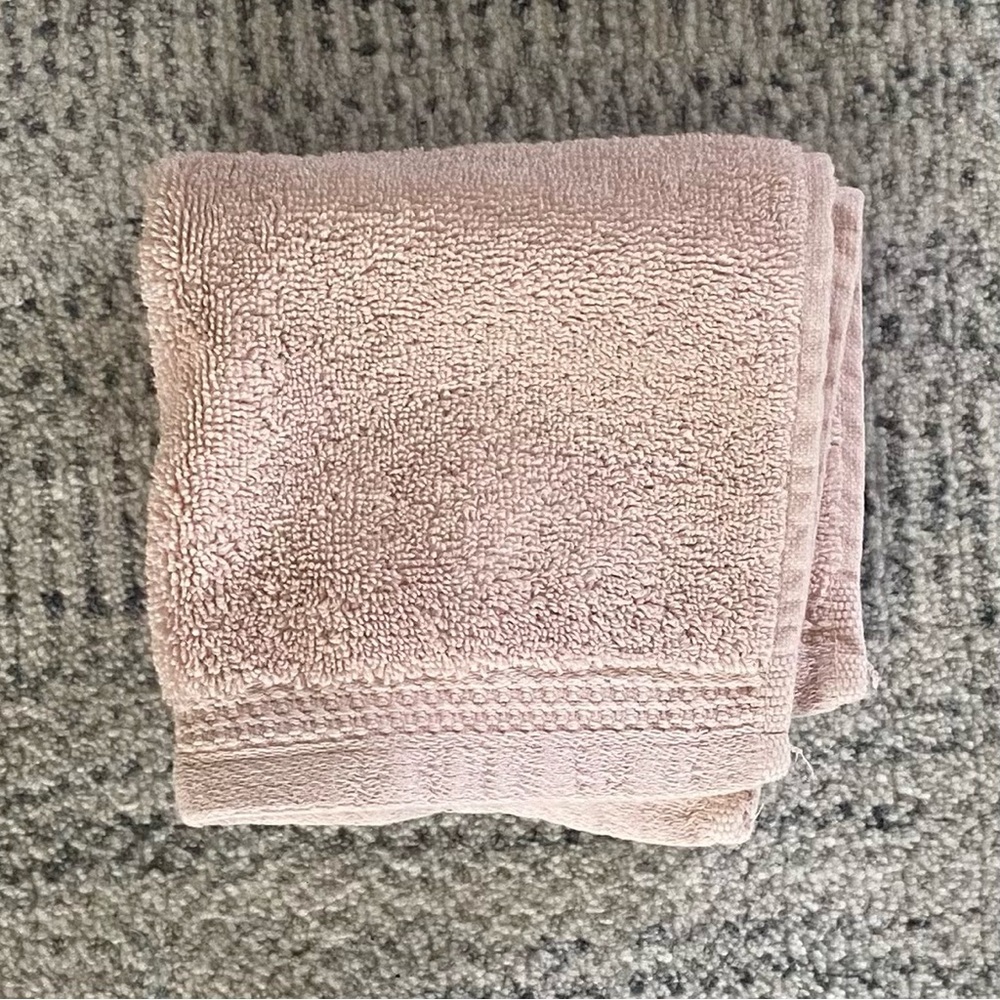 Noble Excellence Elite 800 Pink Washcloth